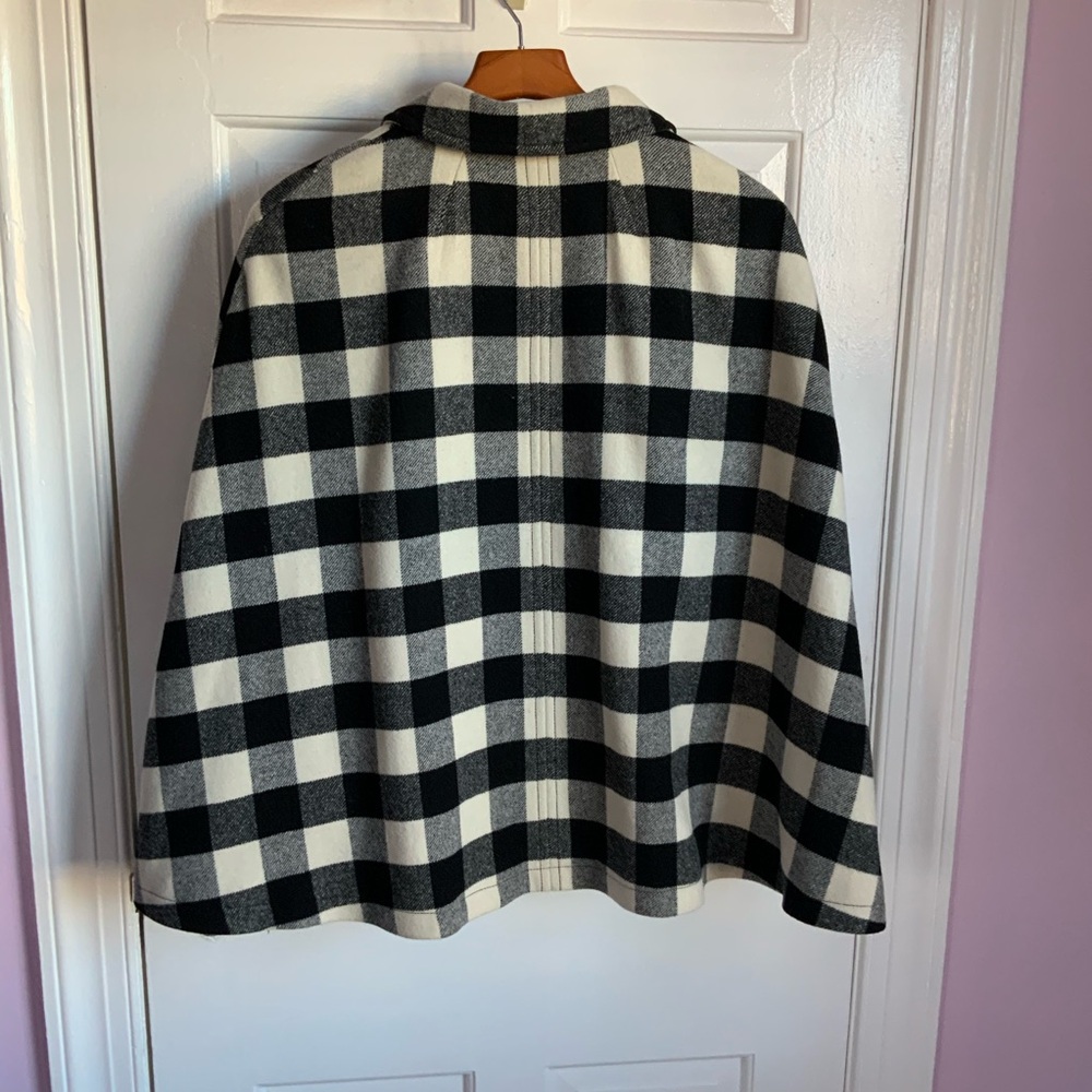 Talbots Black and White Cape with Bold Checkered Pattern - Picture 2 of 6